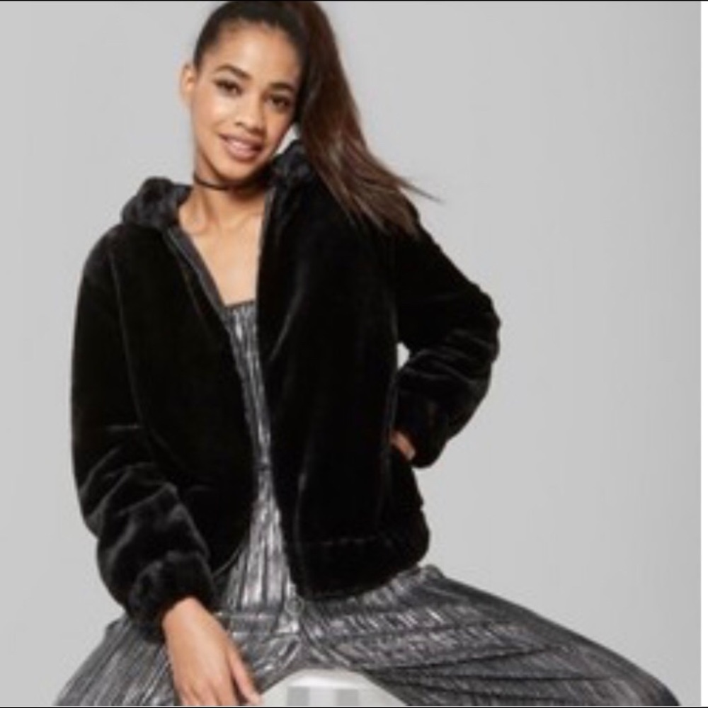 Wild Fable Fuzzy Faux Fur Zip Up Hoodie NBW